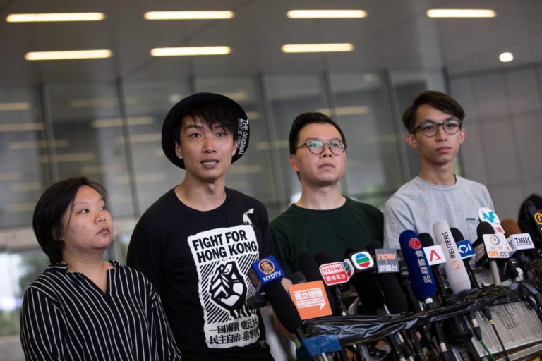 MOVIMENTO PRÓ-DEMOCRACIA CANCELA PROTESTO DE SÁBADO EM HONG KONG