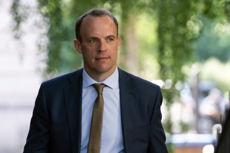 MNE BRITÂNICO REÚNE-SE COM HOMÓLOGOS EUROPEUS PARA TENTAR SALVAGUARDAR ACORDO NUCLEAR COM IRÃO