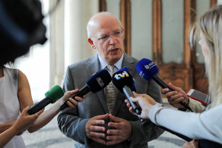 MNE COM NOTA APENAS DE “CASOS PONTUAIS” DE PORTUGUESES AFETADOS EM HONG KONG