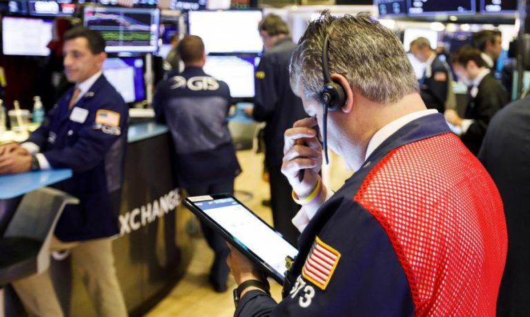 WALL STREET FECHA EM ALTA GRAÇAS A APAZIGUAMENTO MONETÁRIO ENTRE CHINA E EUA