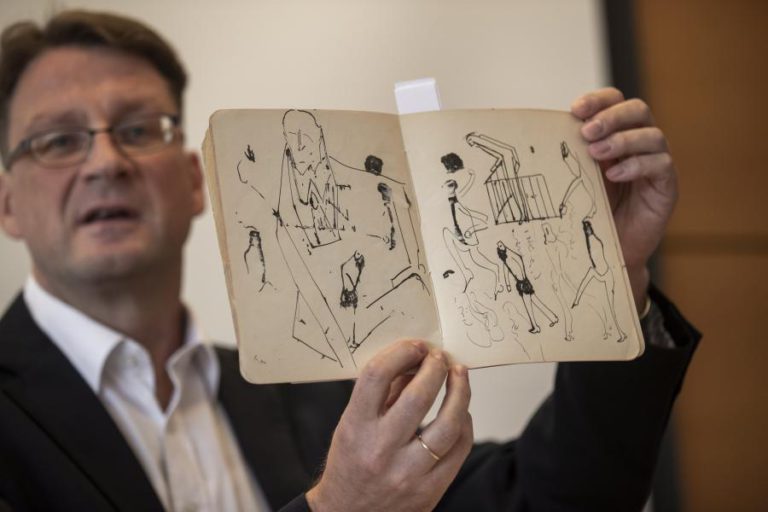 ISRAEL RECUPERA ARQUIVOS DE KAFKA E TERMINA SAGA JUDICIAL COM QUASE 11 ANOS