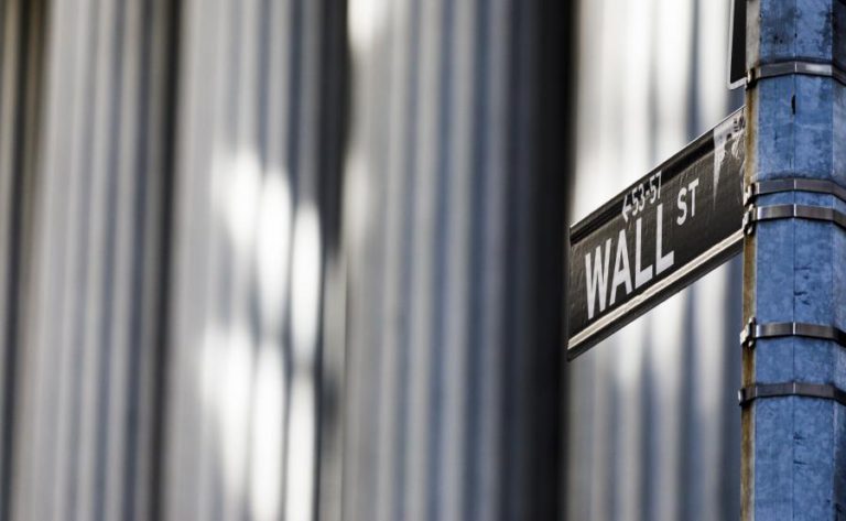 WALL STREET ENCERRA EM ALTA APÓS ALÍVIO DA TENSÃO COMERCIAL