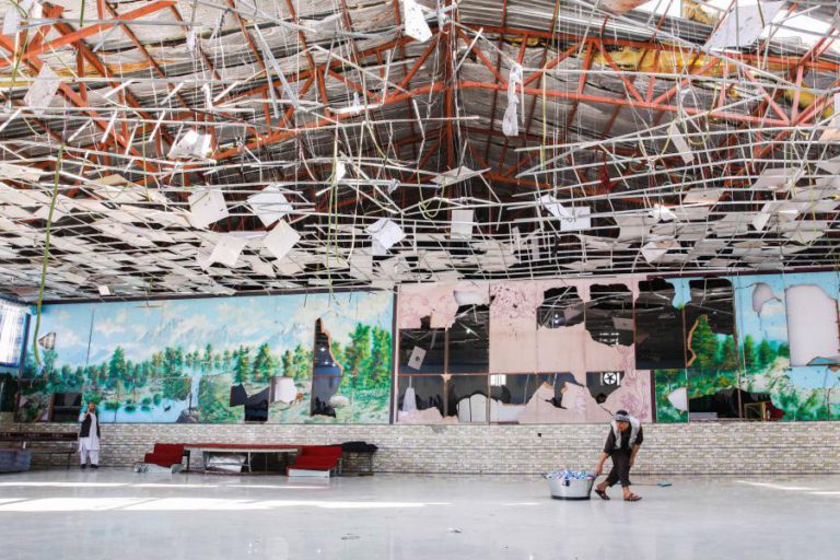 PELO MENOS 63 MORTOS E 182 FERIDOS EM ATENTADO NO AFEGANISTÃO – NOVO BALANÇO