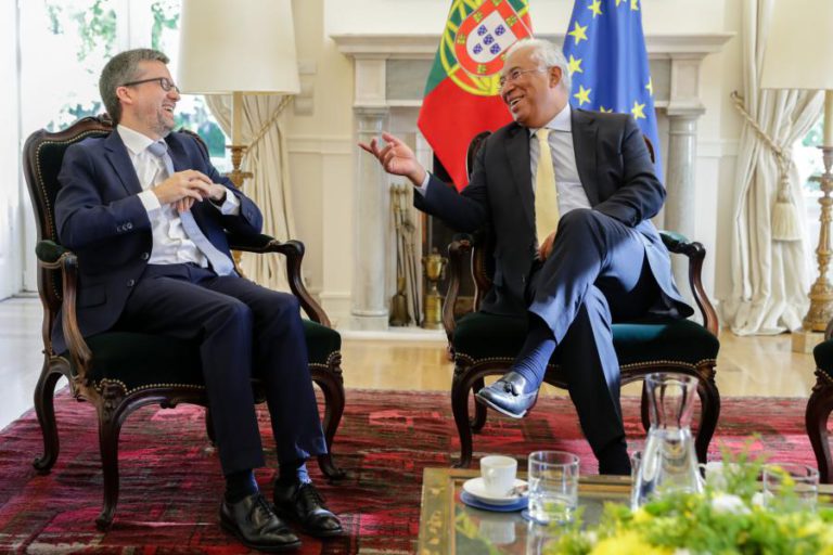 COSTA AGRADECE A CARLOS MOEDAS “DEFESA INCANSÁVEL DOS PORTUGUESES E DE PORTUGAL”