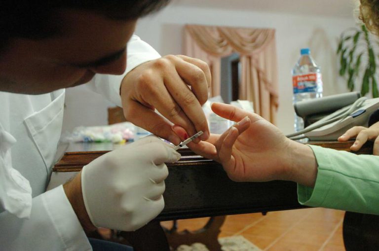 ENFERMEIROS ALGARVIOS ACUSAM ARS DE QUERER IMPOR 40 HORAS DE TRABALHO