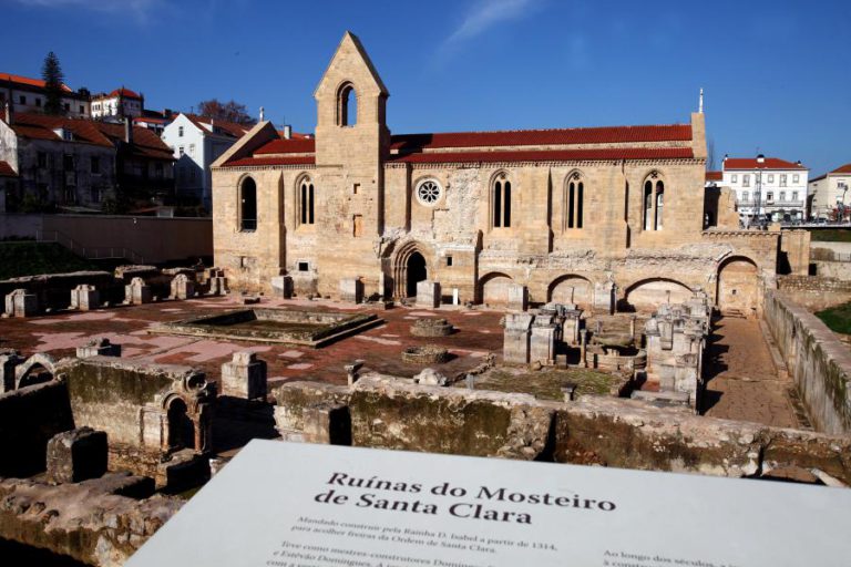 MOSTEIRO DE SANTA CLARA-A-VELHA EM COIMBRA RECEBE INVESTIMENTO DE 600 MIL EUROS