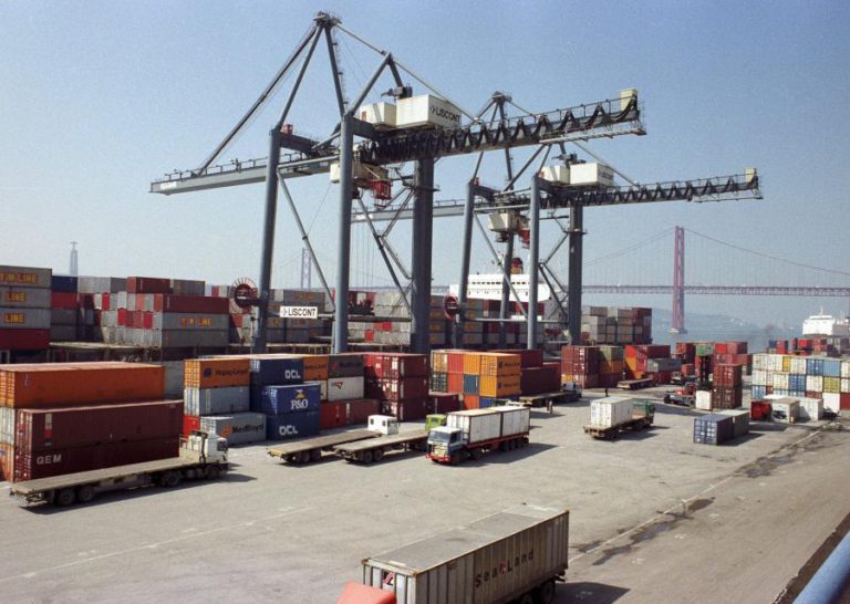 EXCEDENTE DA BALANÇA COMERCIAL EXTERNA CRESCE EM JULHO NA ZONA EURO – EUROSTAT