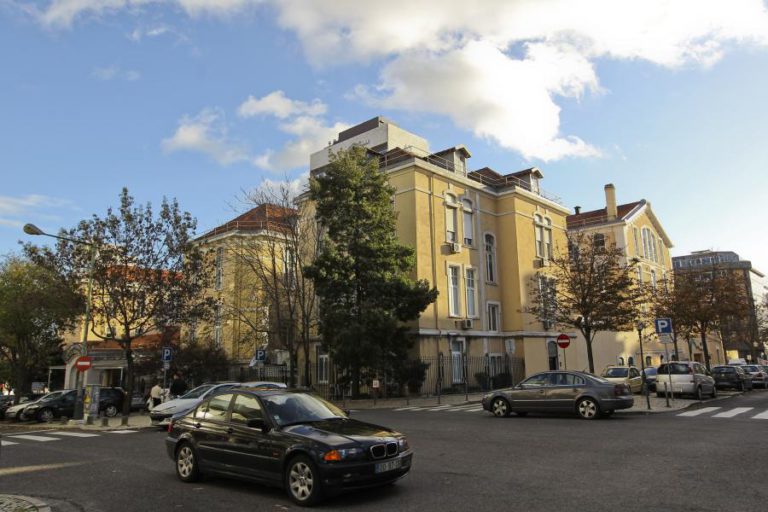 MINISTRA DIZ QUE URGÊNCIA DA MATERNIDADE ALFREDO DA COSTA RETOMA HOJE NORMALIDADE