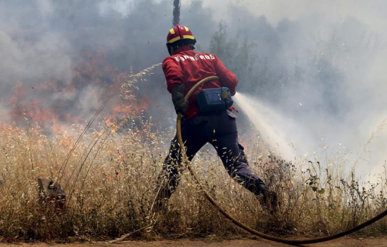 BOMBEIRO DETIDO EM TORRES VEDRAS POR SUSPEITAS DE ATEAR FOGOS