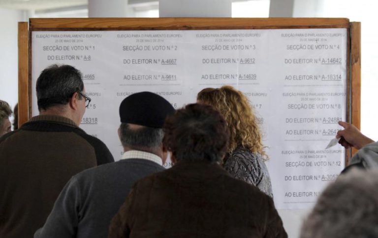 ESTUDO REVELA QUE ELEITORES PORTUGUESES AINDA “VOTAM COM A CARTEIRA”