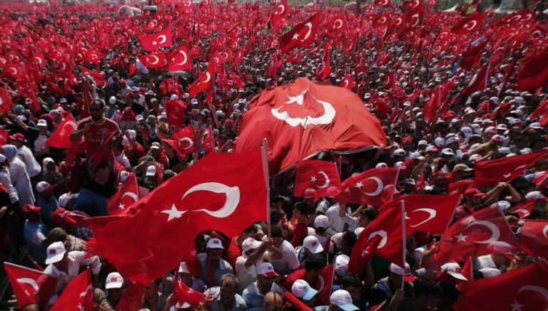 TURQUIA ORDENA DETENÇÃO DE MAIS 74 OFICIAIS DAS FORÇAS ARMADAS SUSPEITOS DO GOLPE DE 2016