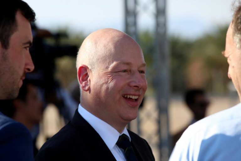 ENVIADO ESPECIAL DE TRUMP PARA O MÉDIO ORIENTE DEMITE-SE