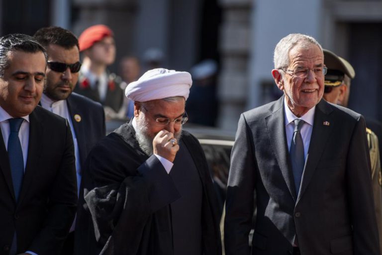 ROHANI DIZ QUE EUROPA NÃO CUMPRIU PROMESSAS PARA PROTEGER ACORDO NUCLEAR