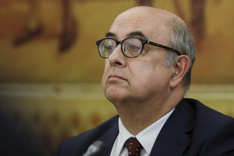 TANCOS: EX-MINISTRO AZEREDO LOPES ACUSADO DE ABUSO DE PODER, DENEGAÇÃO DE JUSTIÇA E PREVARICAÇÃO