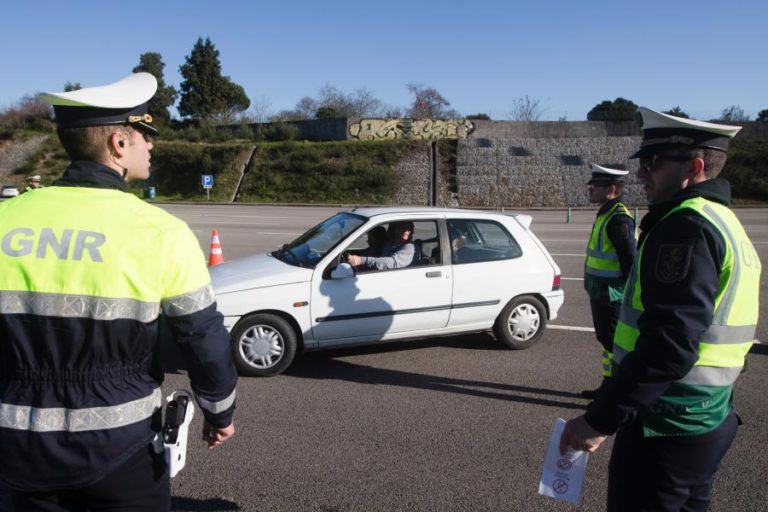 GNR DETEVE 201 PESSOAS, MAIS DE METADE POR CONDUÇÃO SOB EFEITO DO ÁLCOOL