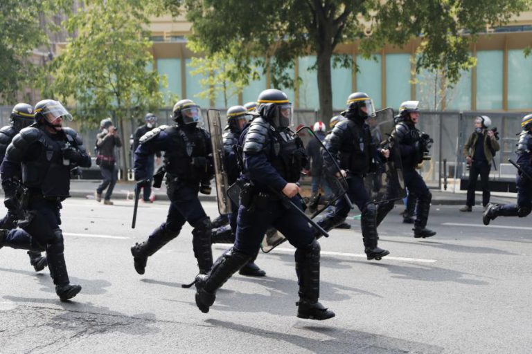 FRANÇA MOBILIZA MILHARES DE POLÍCIAS DEVIDO A MANIFESTAÇÕES PROGRAMADAS PARA SÁBADO