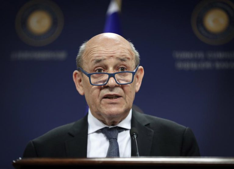 FRANÇA DIZ AO IRÃO QUE “VIAS DO DIÁLOGO ESTÃO SEMPRE ABERTAS”