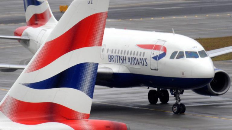BRITISH AIRWAYS CANCELA QUASE TODOS OS VOOS NO REINO UNIDO EM DIA DE GREVE