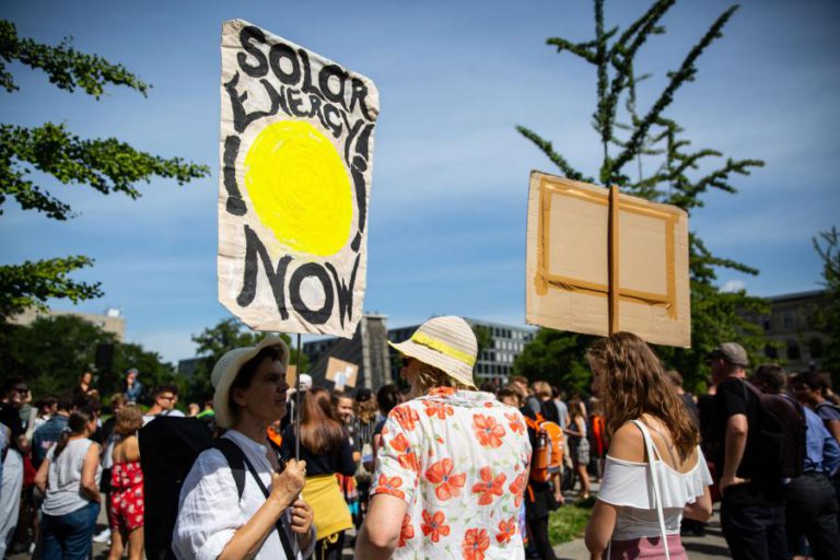 RESPONSÁVEL DA ONU DIZ QUE INDÚSTRIAS DE MILHÕES VÃO MUDAR COM CIMEIRA DE AÇÃO CLIMÁTICA