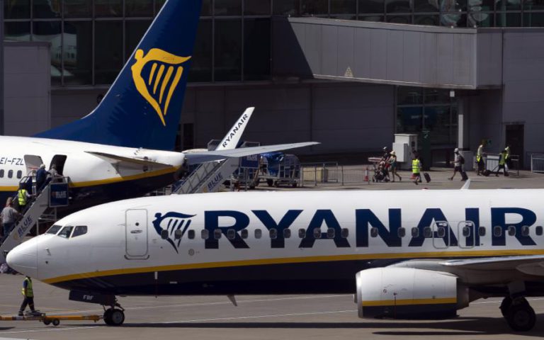 TRIPULANTES DE CABINE DA RYANAIR ESTÃO NOVAMENTE EM GREVE