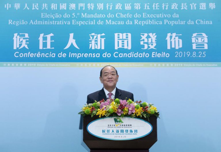 FUTURO LÍDER DE MACAU NÃO DESCARTA LEGALIZAR SUFRÁGIO UNIVERSAL DURANTE O SEU MANDATO