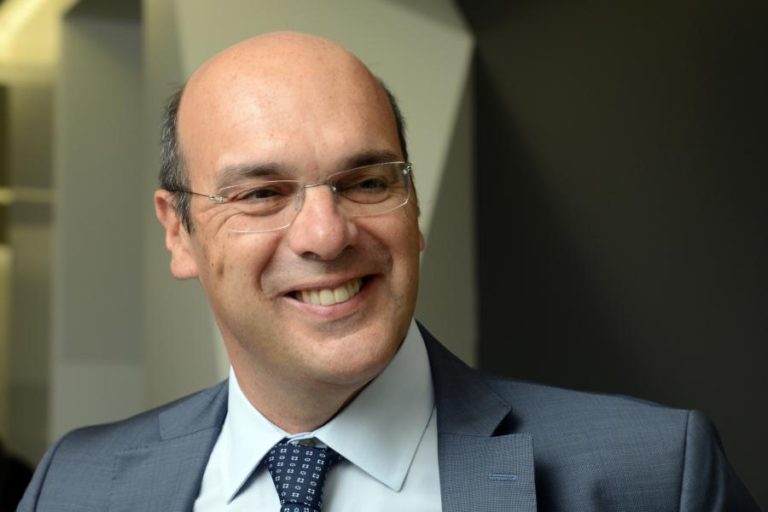 AUMENTO DO TURISMO TROUXE “NOVAS EXIGÊNCIAS E DESAFIOS” A PORTUGAL – MINISTRO