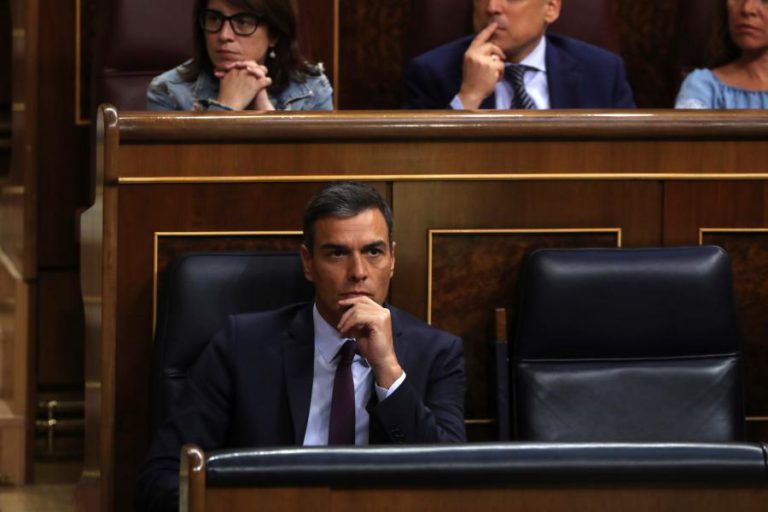 PM ESPANHOL AVANÇA PROPOSTA PARA CONVENCER EXTREMA-ESQUERDA DE GOVERNO “À PORTUGUESA”