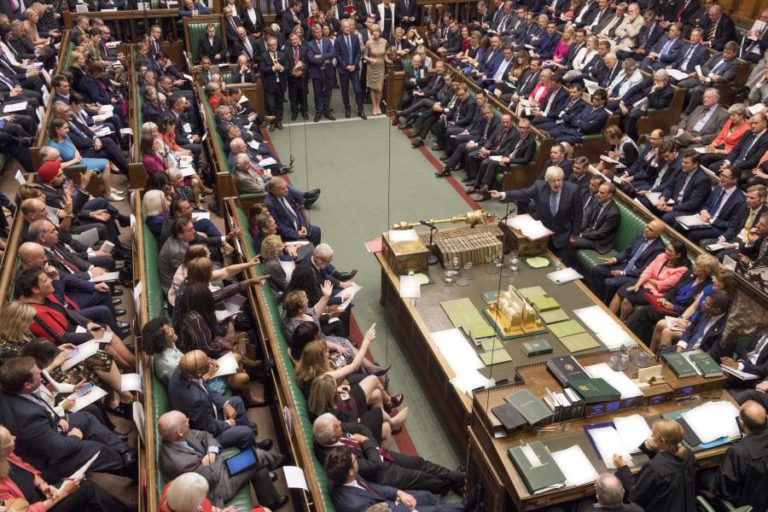 PROJETO DE LEI PARA IMPOR NOVO ADIAMENTO DO ‘BREXIT’ PASSA PRIMEIRA ETAPA NA CÂMARA DOS COMUNS