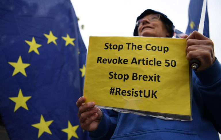 SAÍDA DO REINO UNIDO DA UE SEM ACORDO PODE CUSTAR 0,4% DO PIB PORTUGUÊS