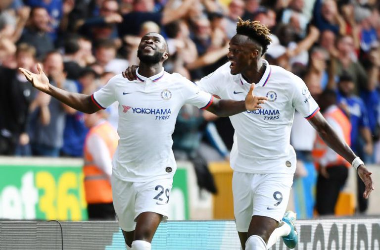 CHELSEA GOLEIA ‘ARMADA’ LUSA DO WOLVERHAMPTON COM ‘HAT-TRICK’ DE TAMMY ABRAHAM