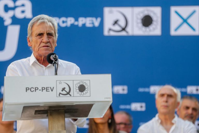 JERÓNIMO DE SOUSA ACUSA PARTIDOS DE APRESENTAREM CONTAS ERRADAS