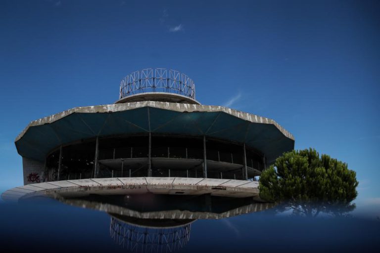 RUTURA DE COLETOR NA ORIGEM DE DEJETOS JUNTO AO FESTIVAL IMINENTE EM LISBOA