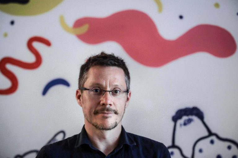 O ATIVISMO SOCIAL E A MAGIA DO LIVRO ILUSTRADO DO AUTOR CHRIS HAUGHTON