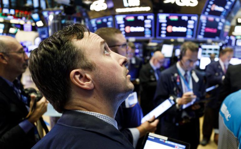 WALL STREET SEGUE SEM RUMO DEFINIDO NO INÍCIO DA SESSÃO