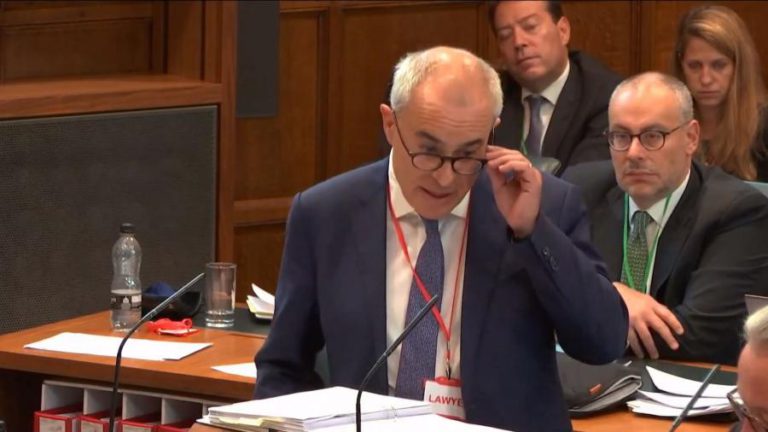 TRIBUNAL DECIDE SOBRE SUSPENSÃO DO PARLAMENTO BRITÂNICO NA TERÇA-FEIRA