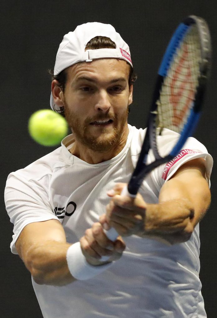 27074021.jpg