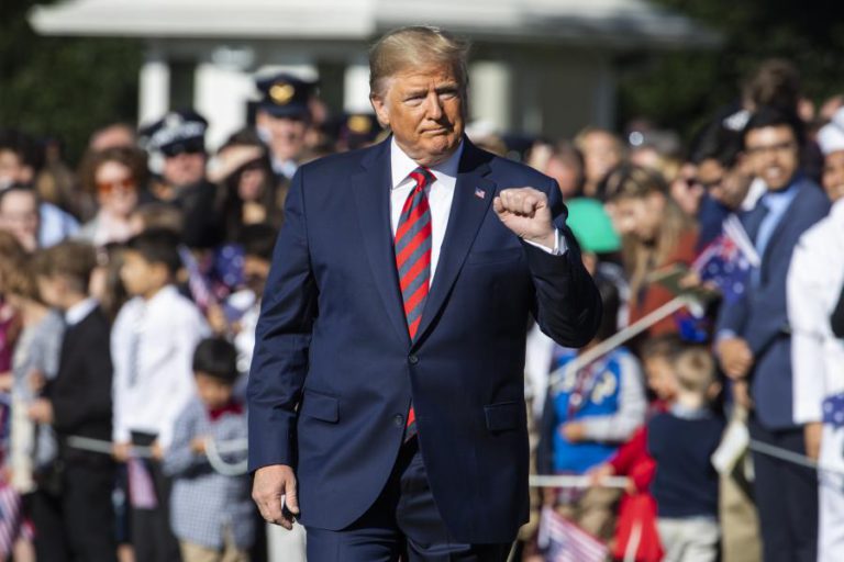 TRUMP IMPÕE AO IRÃO “SANÇÕES MAIS SEVERAS JAMAIS APLICADAS A UM PAÍS”