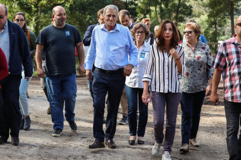 RESCALDO DO DEBATE A SEIS DOMINA TERCEIRO DIA DA CAMPANHA PARA AS LEGISLATIVAS
