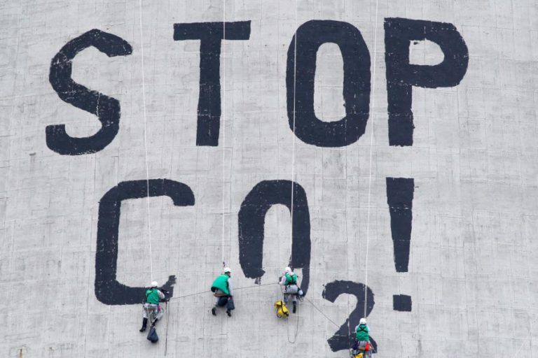 AMBIENTALISTAS PROCESSAM CENTRAL TERMOELÉTRICA NA POLÓNIA