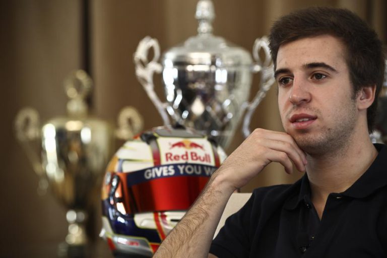 ANTÓNIO FÉLIX DA COSTA VENCE ÚLTIMA SESSÃO DO SEGUNDO DIA DE TREINOS EM VALÊNCIA