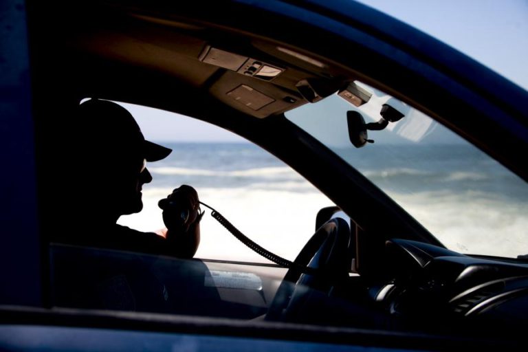 HOMEM E MULHER INGLESES MORREM VÍTIMAS DE AFOGAMENTO NA ZAMBUJEIRA DO MAR