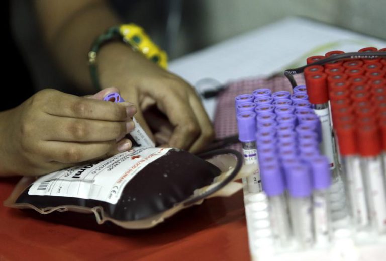 INFARMED PROÍBE ENTRADA NO MERCADO DE TESTE RÁPIDO DE AUTODIAGNÓSTICO HIV