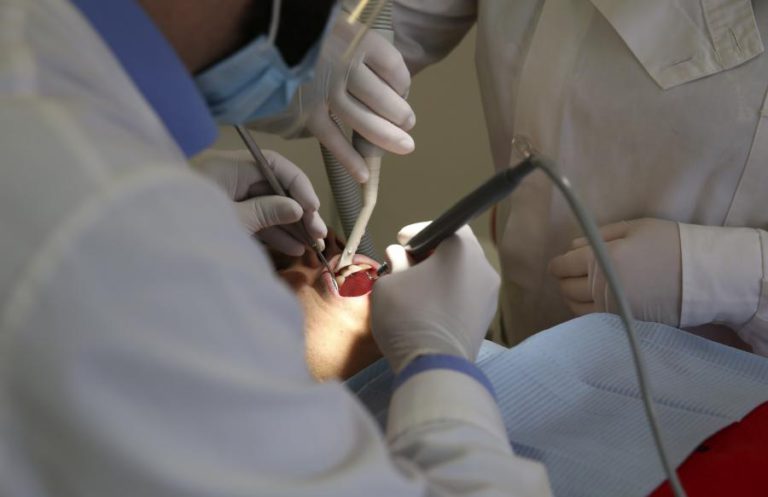 ORDEM SAÚDA ALARGAMENTO DE CHEQUE DENTISTA E ESPERA QUE ABRANJA TODAS AS CRIANÇAS