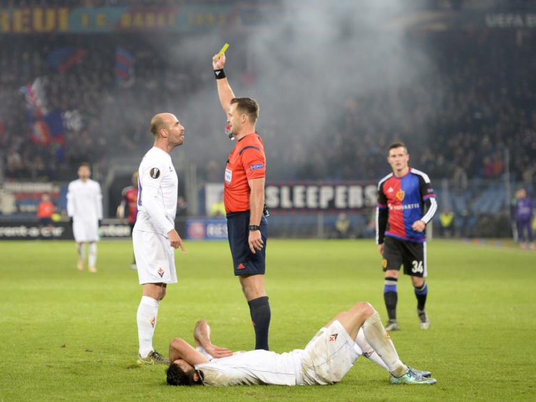 IVAN KRUZLIAK ARBITRA RECEÇÃO DO BENFICA AO LYON DA LIGA DOS CAMPEÕES