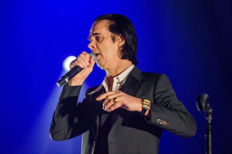 NICK CAVE ANTECIPA DIGRESSÃO E DÁ APENAS UM CONCERTO EM LISBOA EM ABRIL