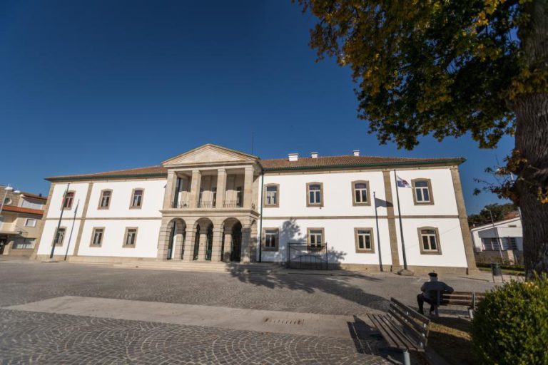 EX FUNCIONÁRIO CONFESSOU DESVIO DE 66 MIL EUROS DA CÂMARA DE MONTALEGRE