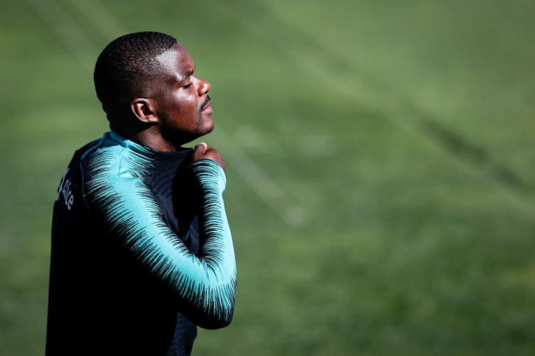 WILLIAM CARVALHO OPERADO COM SUCESSO A HÉRNIA DISCAL