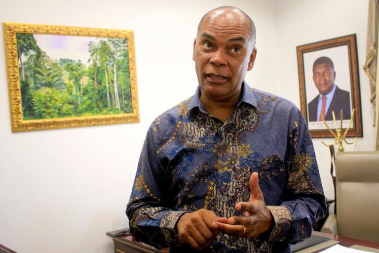 ADALBERTO DA COSTA JÚNIOR DIZ JÁ TER DOCUMENTO DE RENÚNCIA À NACIONALIDADE PORTUGUESA