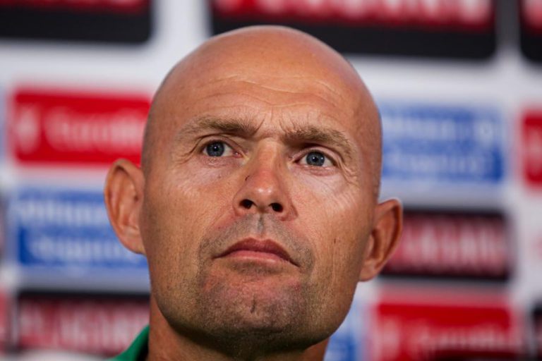 MARCEL KEIZER VOLTA A TREINAR O AL JAZIRA
