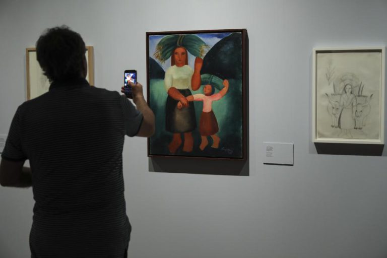 MUSEU GULBENKIAN REVISITA PROJETO ORIGINAL E RECRIA SOLUÇÕES EXPOSITIVAS RADICAIS